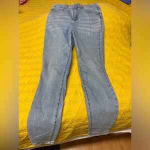 Eddie Bauer skinny jeans size 6 tall.